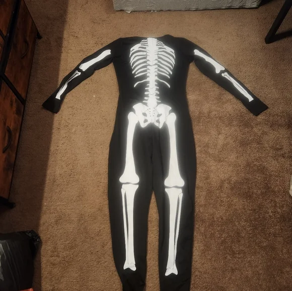 Skeleton Jumper - Picture 2 of 3